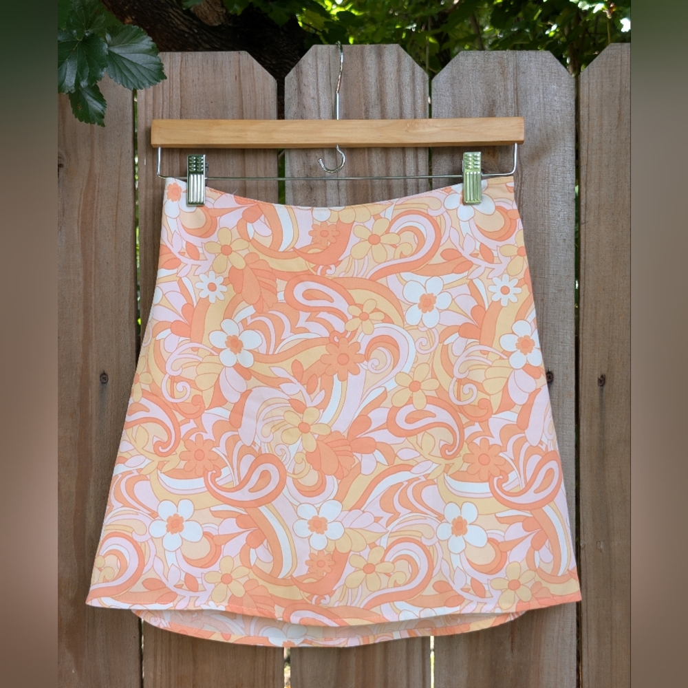 Hollister Orange Floral Groovy Retro Patterned High Rise Mini Skirt